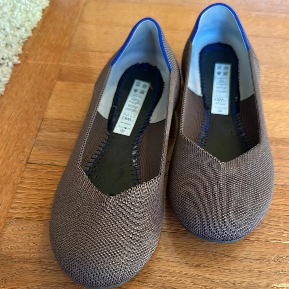 Rothys Rothy’s Gray Flats Minimalist Design - Picture 3 of 6